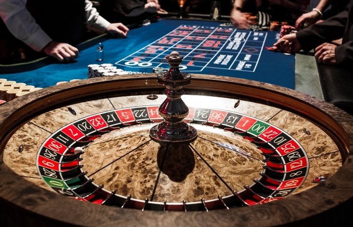 Online Casino - Slots, Blackjack, Roulette